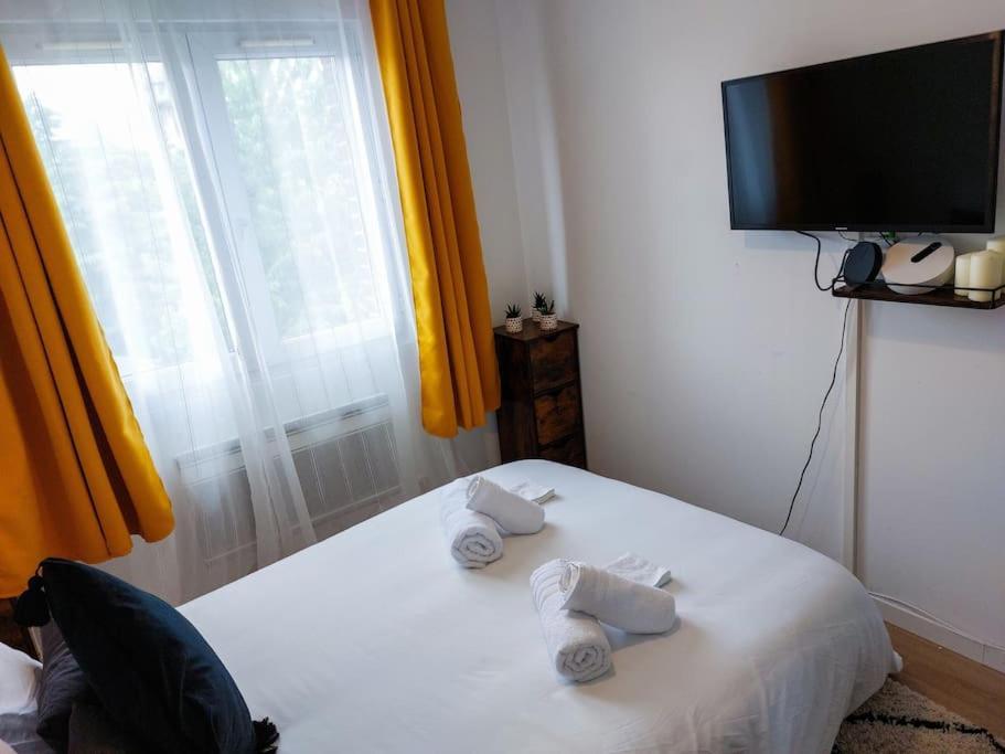 Le Sympathique - Petit Dejeuner, Netflix, Jacuzzi Rouen Esterno foto