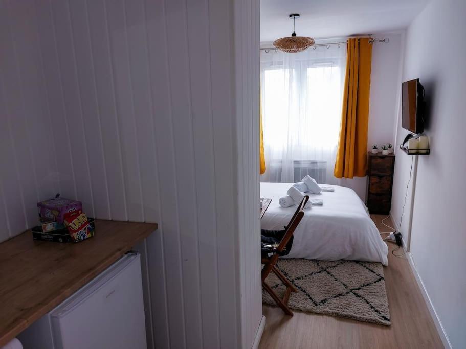 Le Sympathique - Petit Dejeuner, Netflix, Jacuzzi Rouen Esterno foto